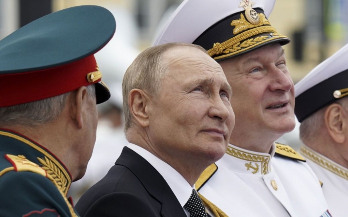 Путин снова сменил командующих 