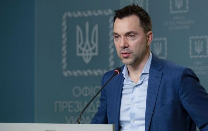 Арестович объяснил "затишье" в продвижении ВСУ на Донбасе