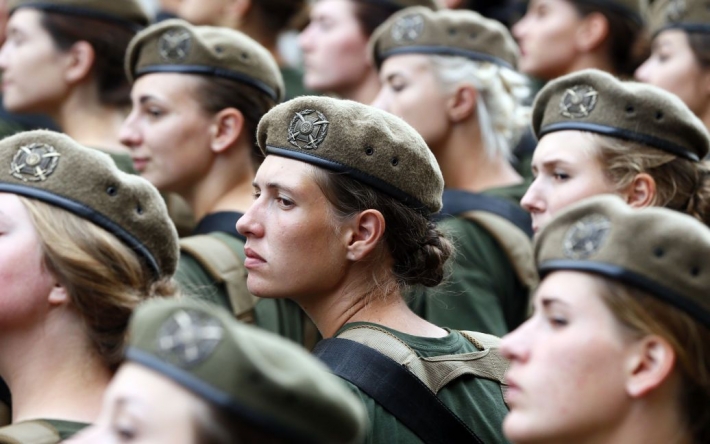Військовозобов'язані жінки 2022: хто обов'язково повинен встати на облік