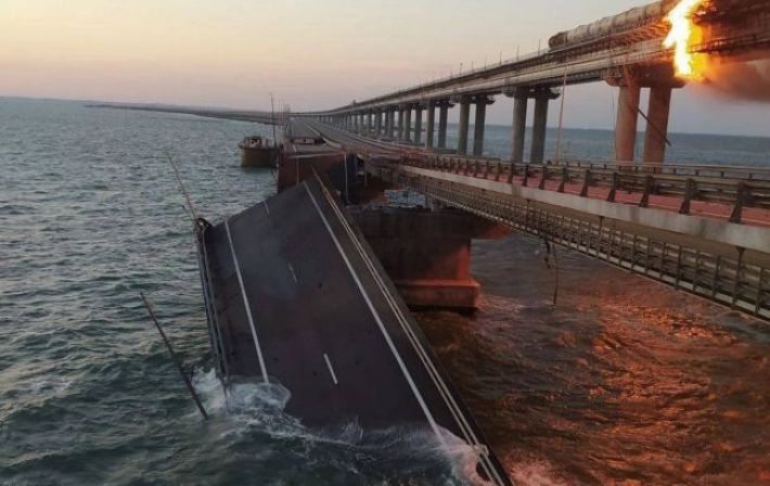 Кримський міст закрили для проїзду