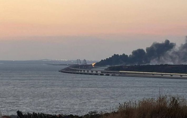 Як пошкодження Кримського мосту може вплинути на війну: відповідь експерта