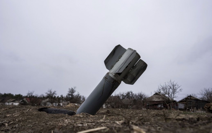 Ракетна атака російськими окупантами Києва: в Мережі з'явилися відео перших 