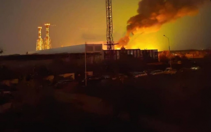 Россияне сидят в темноте: летевшая на Харьков ракета упала на ТЭС в Белгороде (фото, видео)