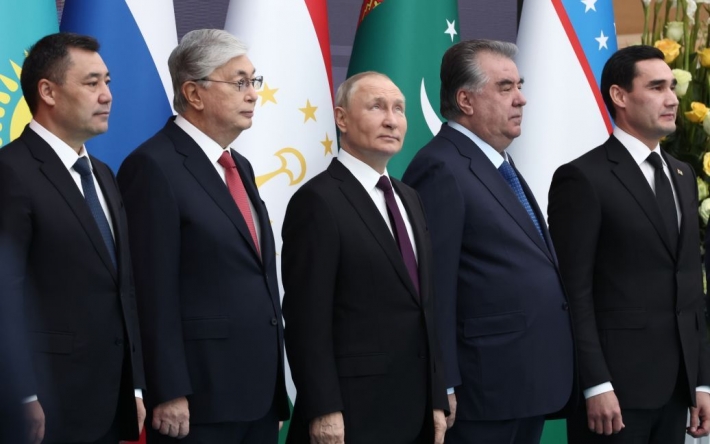 "Мы что-то нарушили? Где-то не так поздоровались?”: президент Таджикистана устроил Путину “разнос”