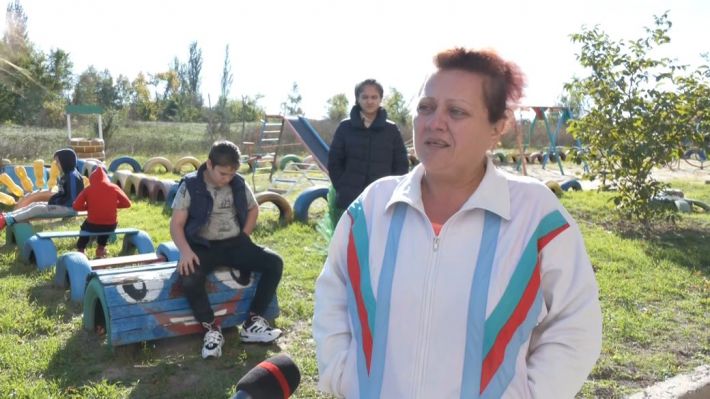 Многодетная семья из Степногорска рассказала о жизни под обстрелами (фото, видео)