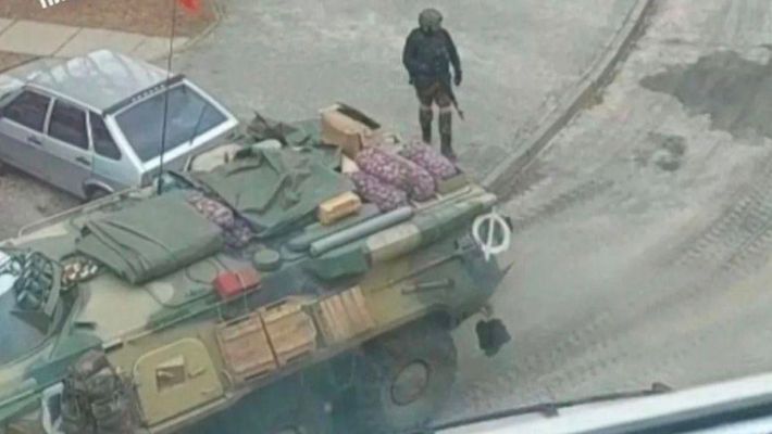 Військові з Білорусі шукають порожні квартири, а російські вояки крадуть їжу у Мелітопольському районі