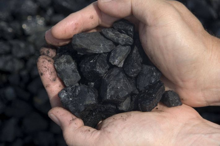 Оккупанты готовы помочь мелитопольцам с углем, но есть условие