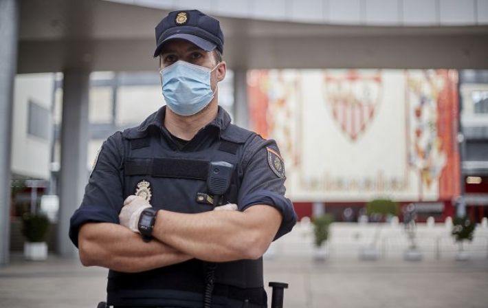 У Барселоні затримали вандала, який малював Z-символіку на пам'ятках