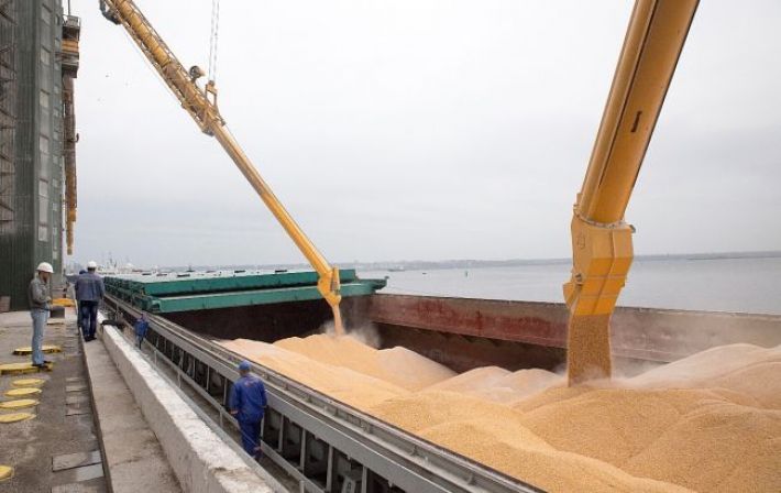 Из украинских портов вышли 12 судов, несмотря на отказ России от зерновой сделки
