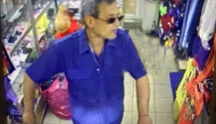 В Запорожье мужчина избил продавщицу и ограбил магазин (фото)