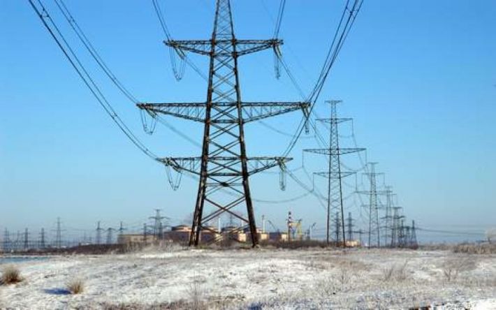 Энергетическая система Украины серьезно поражена: эксперт рассказал, удастся ли перезимовать в тепле