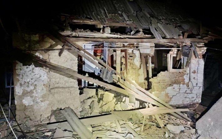 Понівечені будинки і поранені люди: росіяни смертоносними снарядами масовано обстріляли Дніпропетровщину (фото)