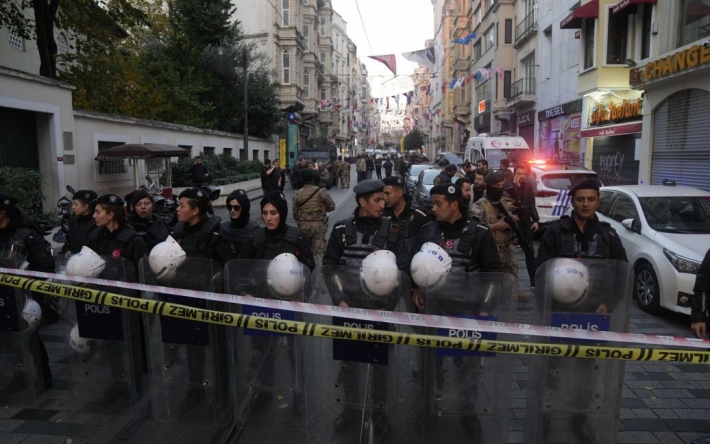 Взрыв в центре Стамбула: стало известно, сколько людей погибло и пострадало (фото)