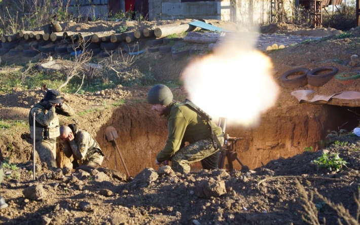 Росіяни наступають на Україну на трьох напрямках та готують мобілізованих до війни - Генштаб