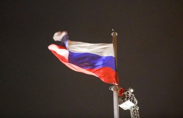 История с гнильцой: оккупанты попытались оправдать исчезновение российского флага в Мелитополе (фото)