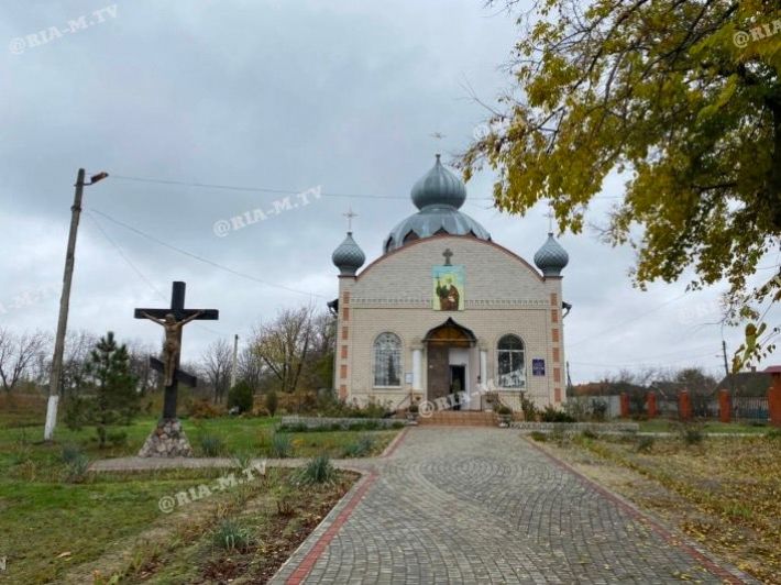 У Мелітополі окупанти заборонили проводити службу у храмах українською мовою