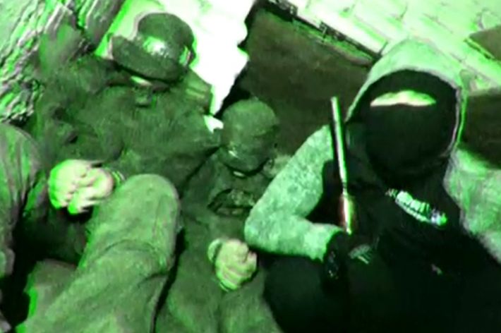 У Запорізькій області партизани захопили в полон двох російських солдатів (відео)