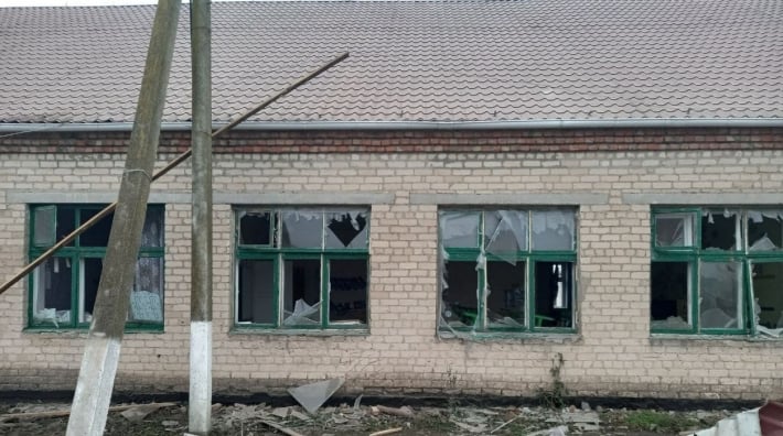 Оккупанты разрушили две школы в Запорожской области (фото)