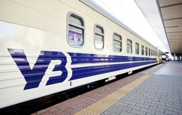 Первый с 24 февраля: в Херсон прибыл пассажирский поезд (видео)