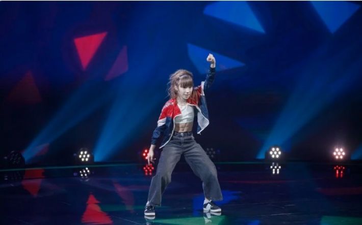 Две юные танцовщицы из Мелитополя борются за победу в грандиозном шоу (фото, видео)