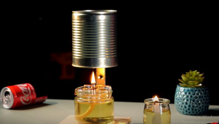 Блогер поділився лайфхаком, як зробити простий обігрівач зі свічки