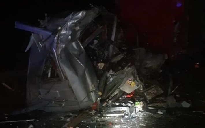 Смертельное ДТП во Львовской области: после столкновения автомобилей погибли два водителя (фото)