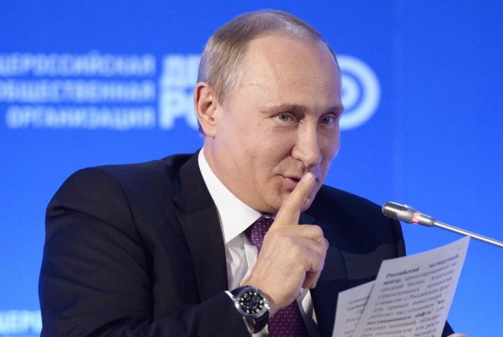 Путин решил похвастаться очередями в Мелитополе (видео)