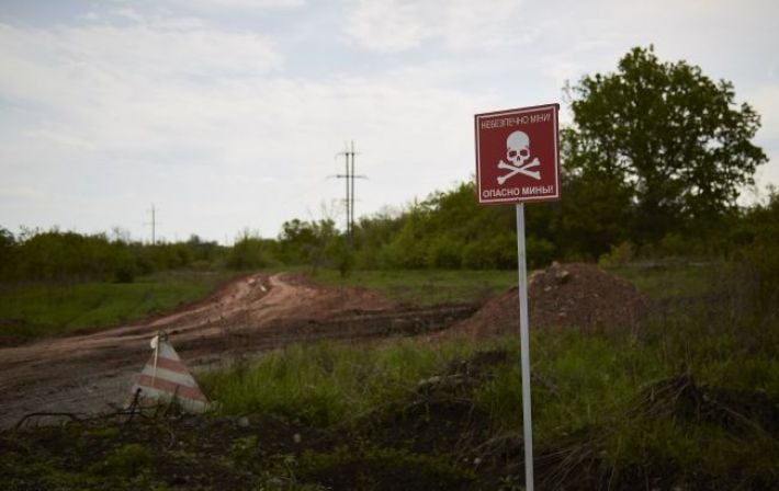 В Херсонской области на каскаде мин подорвались полицейские, есть погибшие