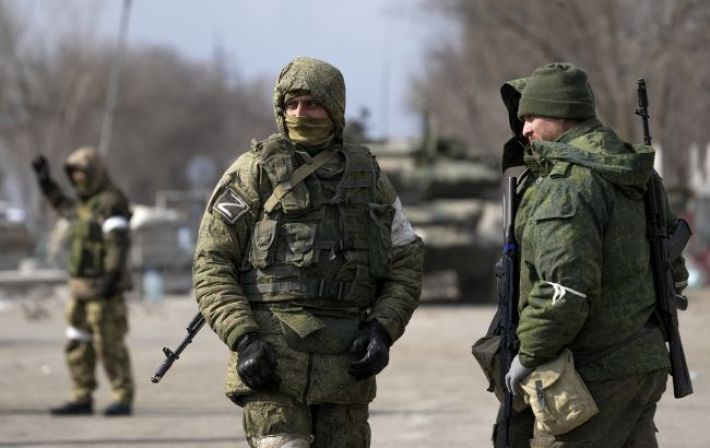 Пытаются оправдать войну в Украине. Кремль распространяет брошюры для мотивации солдат