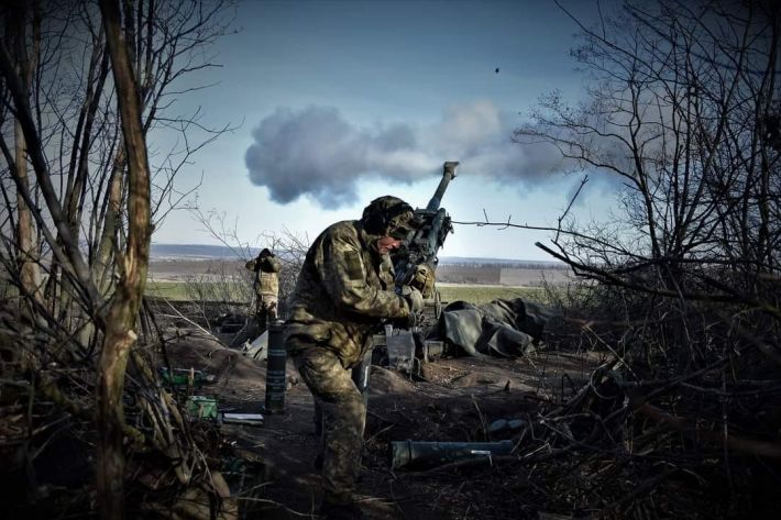 В Запорожской области ВСУ ликвировали склад боеприпасов и военную технику