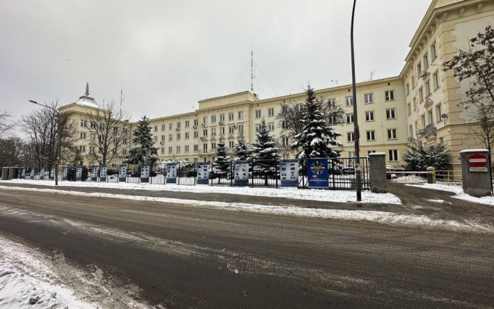 В Польше возле кабинета начальника полиции взорвался "подарок из Украины": пострадал генерал