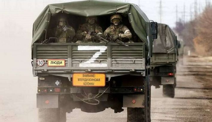 Оккупанты активно перебрасывают военную технику из Мариуполя в направлении Мелитополя (фото)