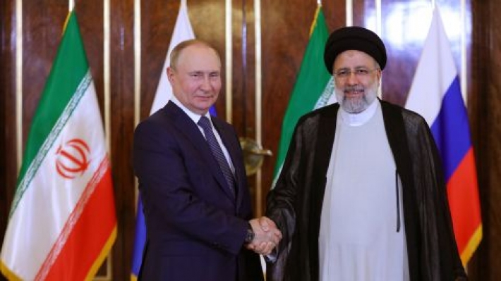 Россия и Иран строят торговый маршрут в обход санкций, - Bloomberg