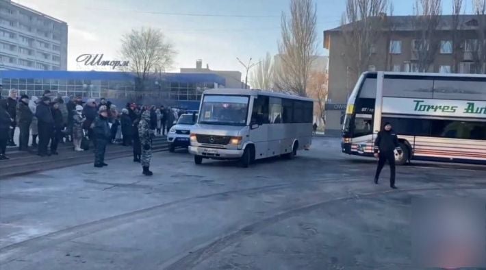 Оккупанты увозят детей из Мелитополя в Москву и тренируются эвакуироваться – Иван Федоров (видео)