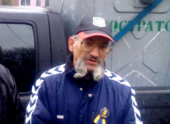В Мелитопольском районе пенсионер читал на блокпосту оккупантам патриотические стихи (фото)