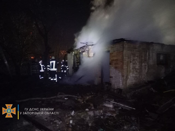 В Запорожье во время пожара погибли 29-летний парень и 7-летний ребенок