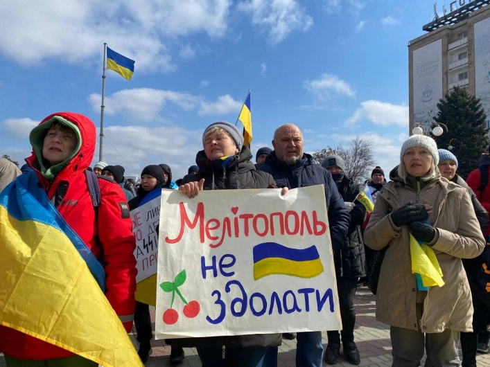 марш протеста мелитополь1