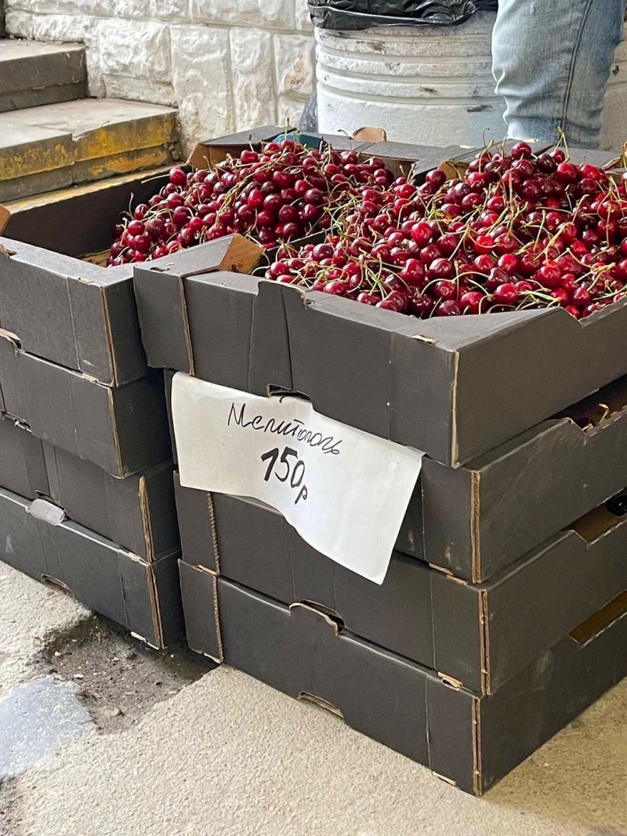По чем в Крыму продают мелитопольскую черешню