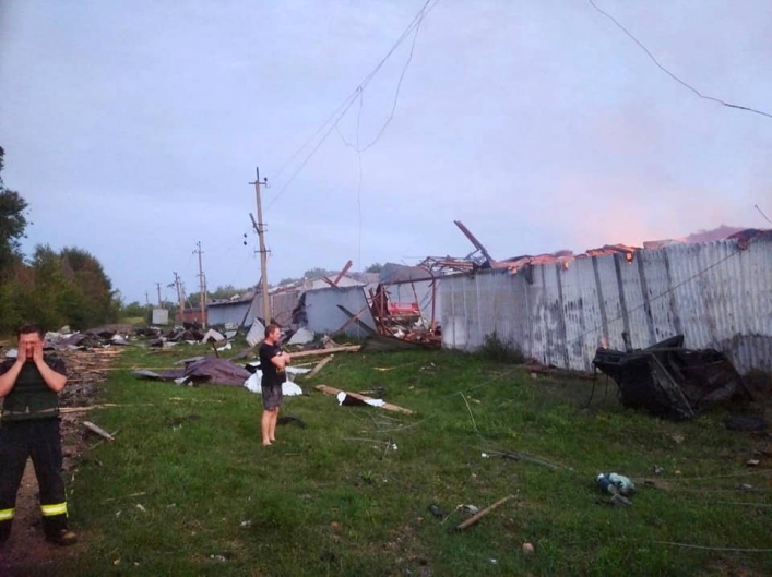Оккупанты нанесли удар по поселку Терноватое в Запорожской области