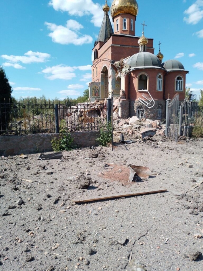 Зруйнована церква 1