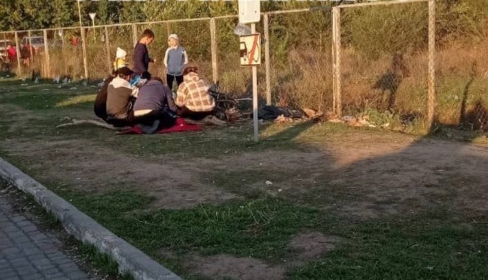 В Васильевке на блок-посту оккупанты рф держат в заложниках на холоде маленьких детей 