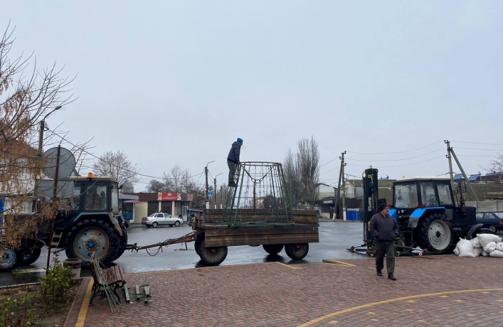 Надо помогать армии: местная гауляйтер рассказала как отпразднуют Новый год в Мелитополе (фото)