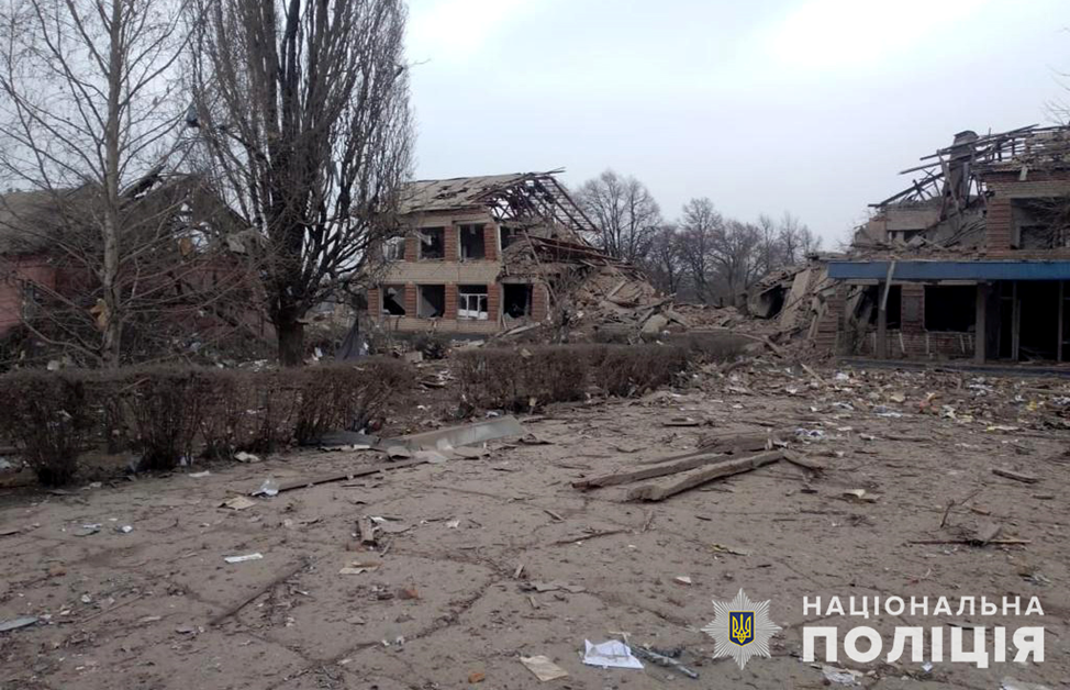  оккупанты уничтожили гимназию и убили женщину в Запорожской области
