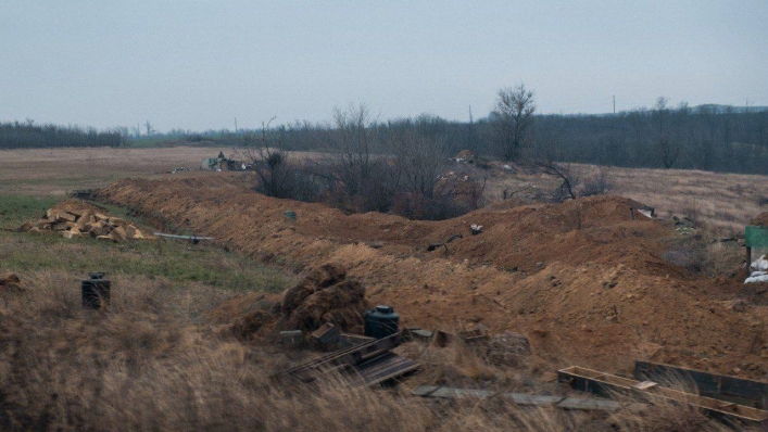 Российские оккупанты докладывают, что строительство укреплений в Запорожской области завершено