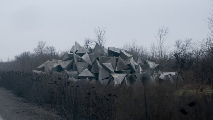 Российские оккупанты докладывают, что строительство укреплений в Запорожской области завершено