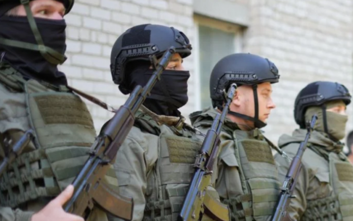 Убили 13 побратимов - в Мелитополе телефон орка попал в руки к партизанам (фото)