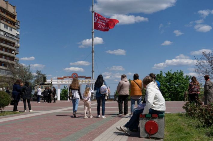 В Мелитополе много чужих - россия заселяет оккупированные территории своими гражданами