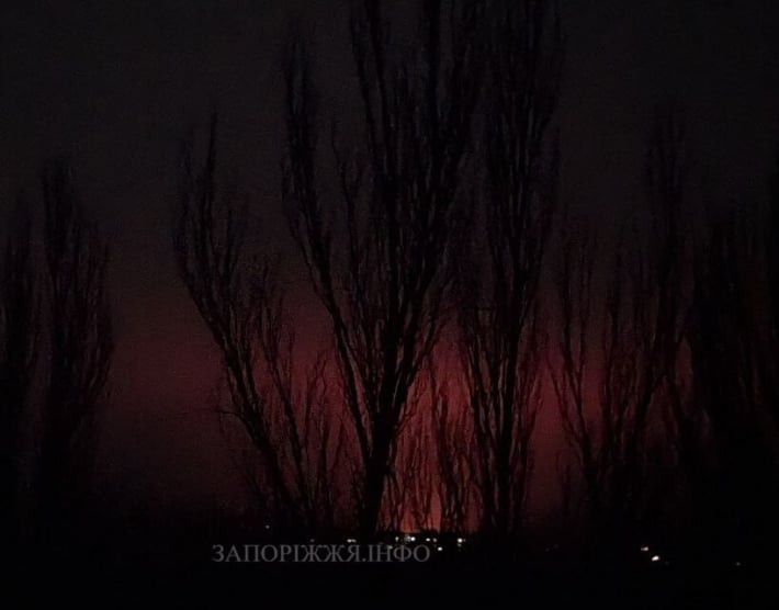 Вчера вечером в Запорожье раздались взрывы (видео/фото)