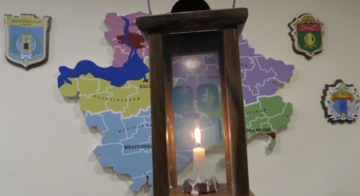 В Запорожье привезли Вифлеемский огонь (видео)