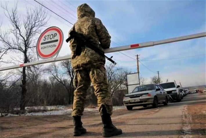 Оккупанты официально объявили о введении пропускной системы, но выдавать пропуска жителям Мелитополя уже отказываются